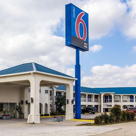 Motel 6 Seguin Tx Экстерьер фото