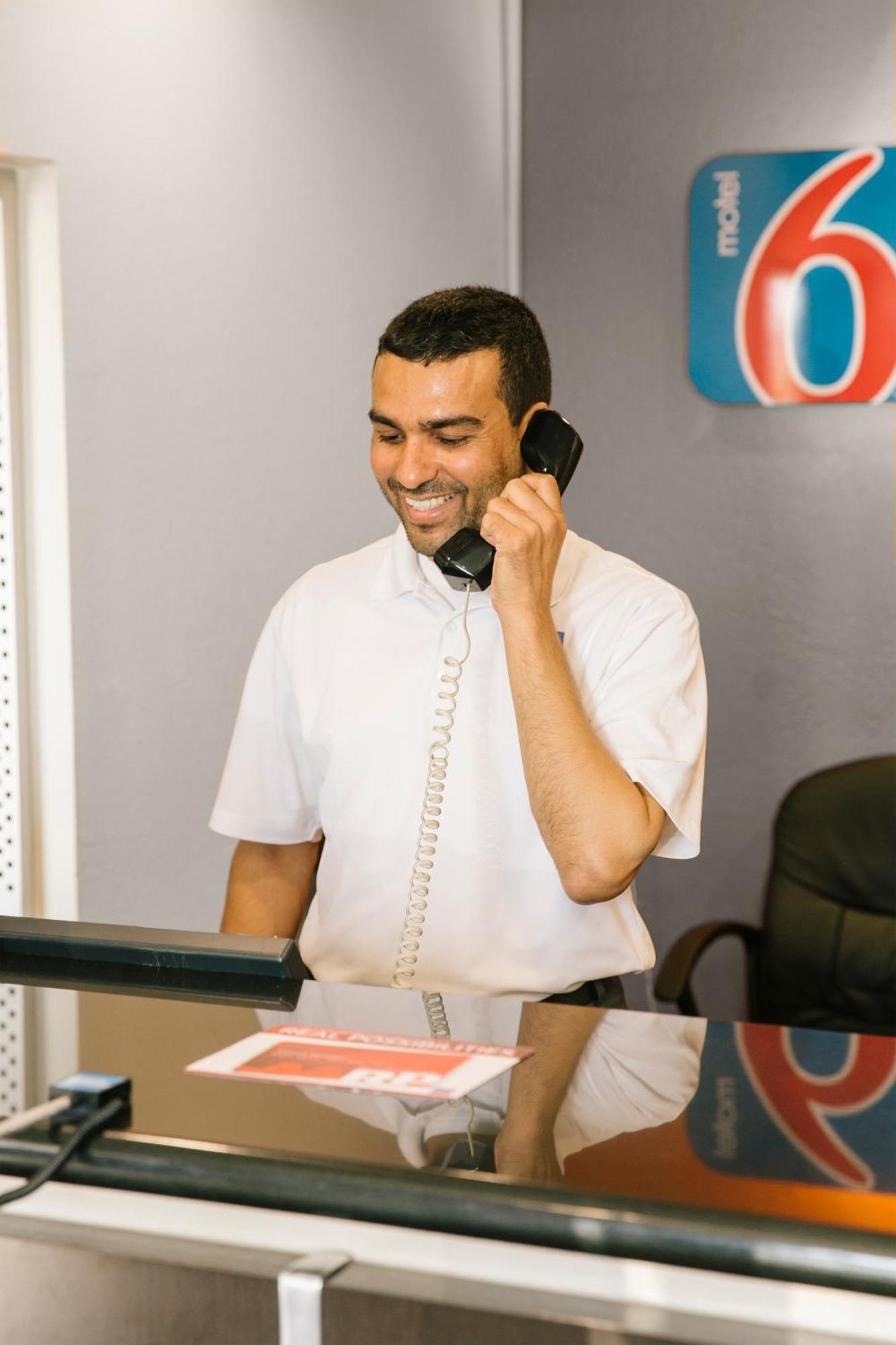 Motel 6 Seguin Tx Экстерьер фото