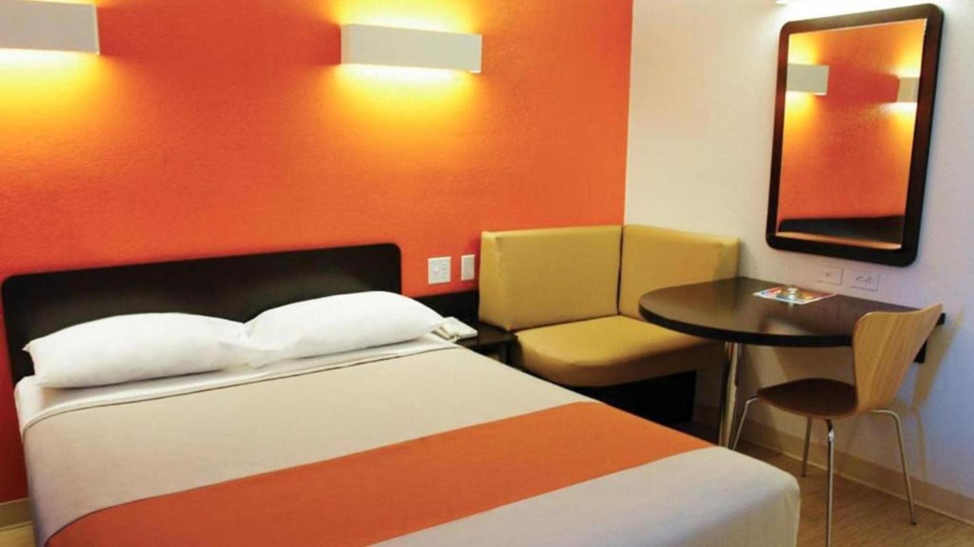 Motel 6 Seguin Tx Экстерьер фото