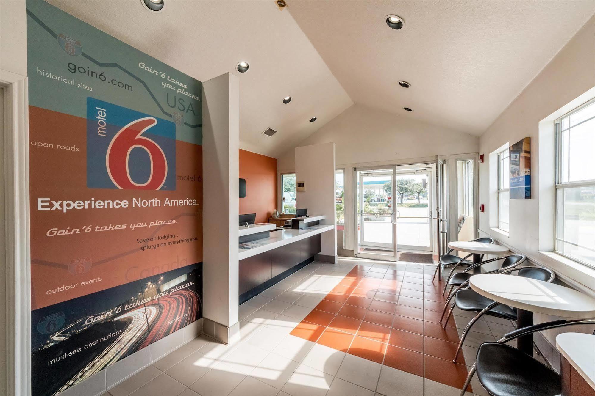 Motel 6 Seguin Tx Экстерьер фото